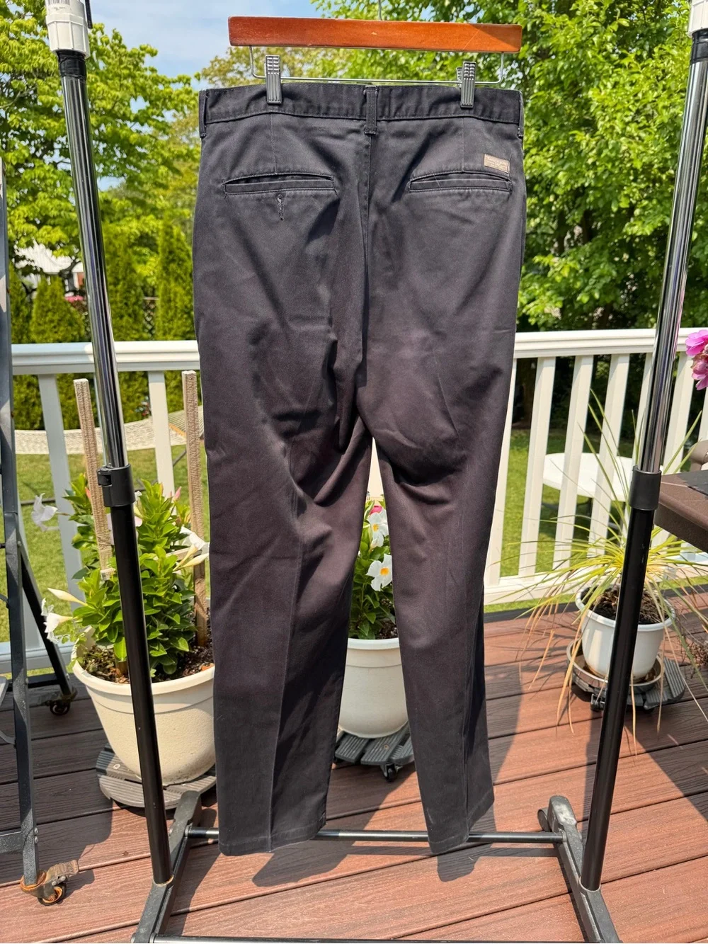 Men's Black Pleated Dress Pants - Classic Straight Fit